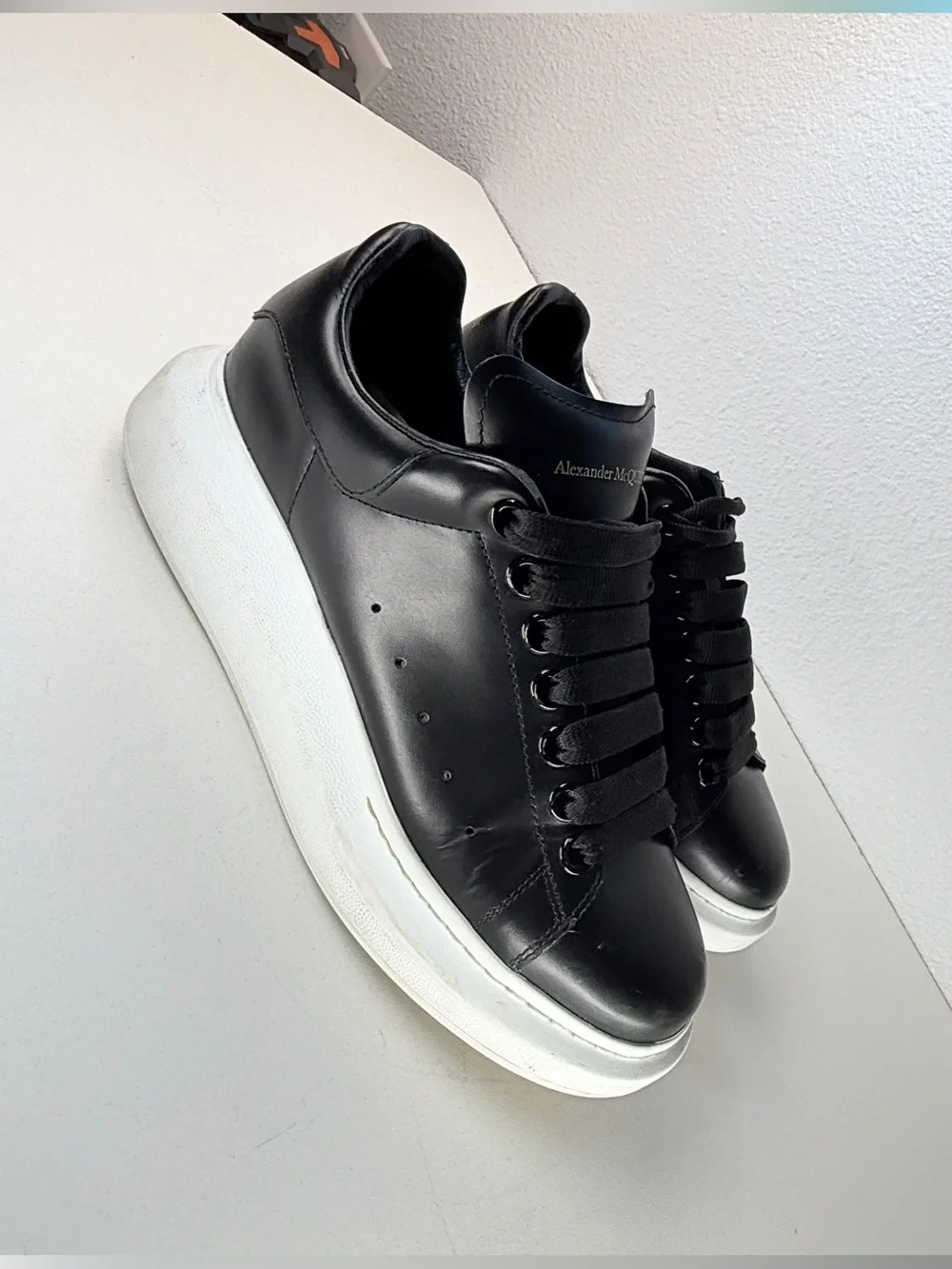 Alexander McQueen Oversized Sneakers Black Leather Mens 6.5 Womens 9